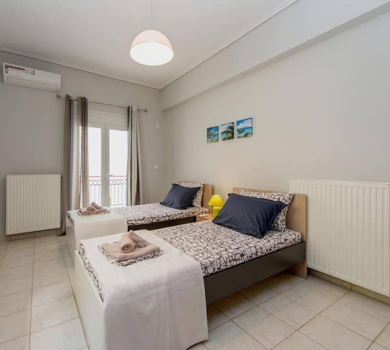 Thano'S Stylish Flat Just 150M To The Beach Faraí Eksteriør billede