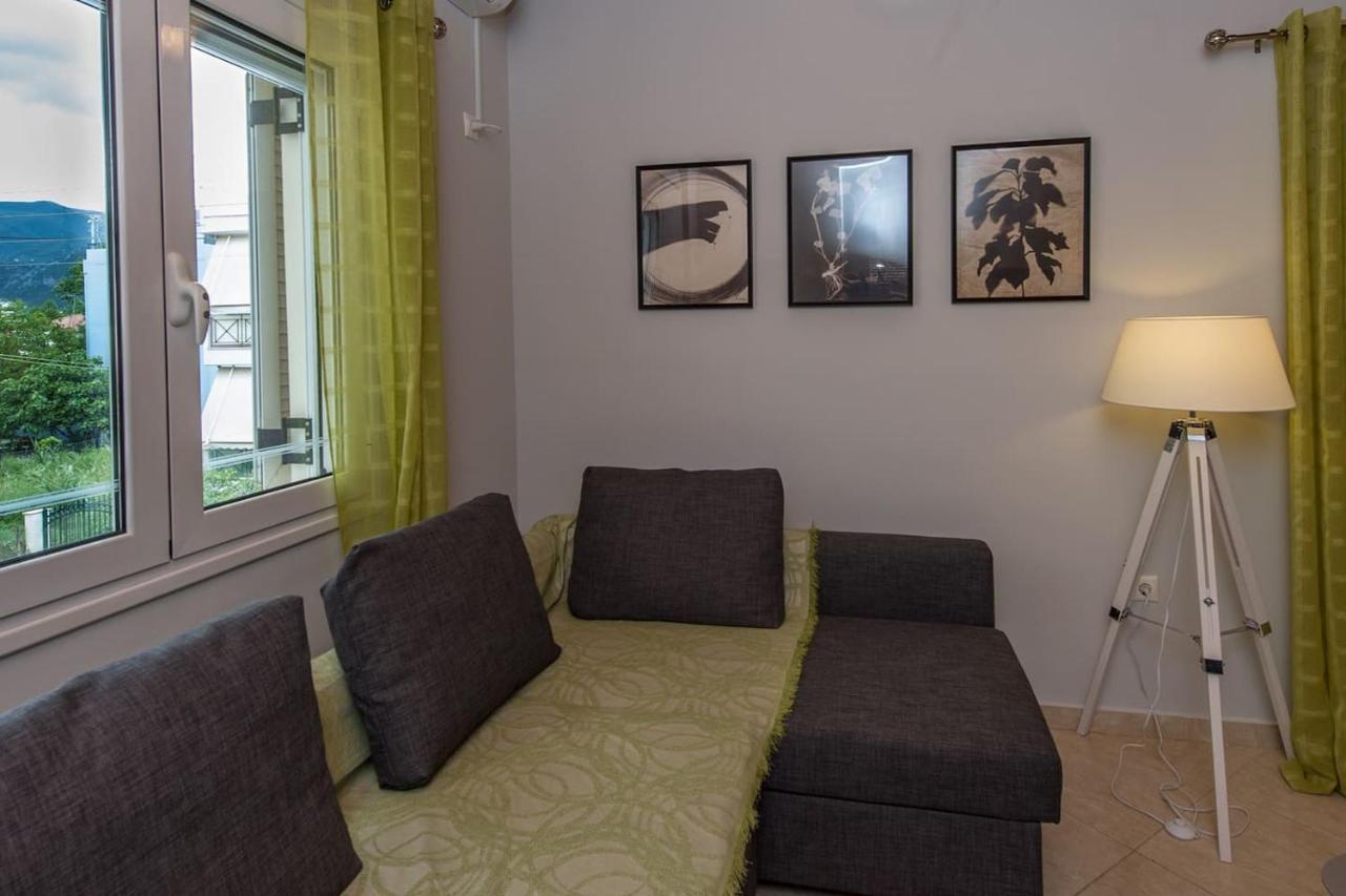 Thano'S Stylish Flat Just 150M To The Beach Faraí Eksteriør billede