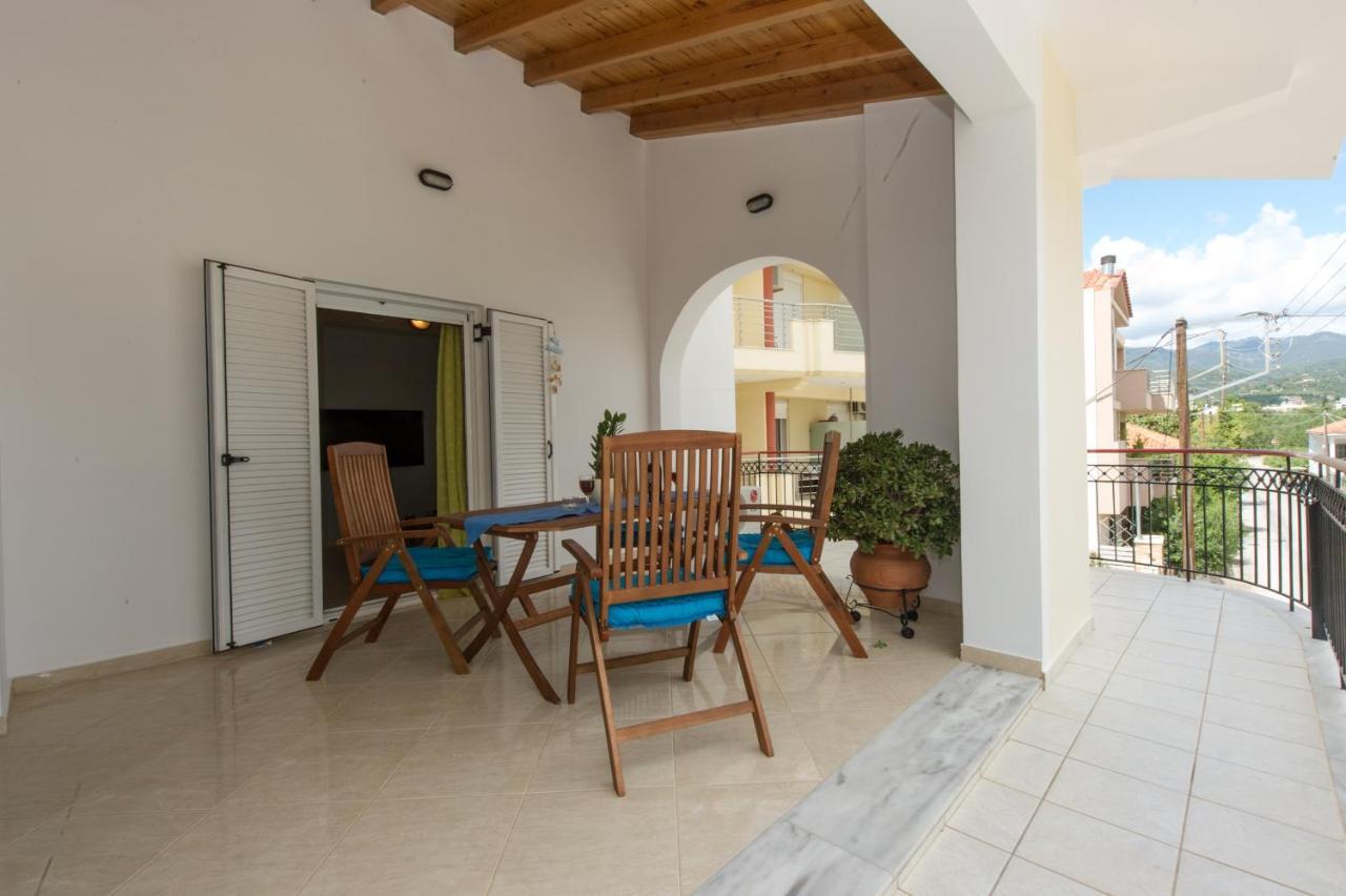 Thano'S Stylish Flat Just 150M To The Beach Faraí Eksteriør billede